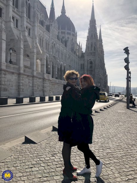 Redhead lesbian Elin Holm & mature brunette Merce having romantic date