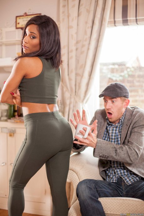Kinky white guy with massive meat bangs  this hot ebony Kiki Minaj
