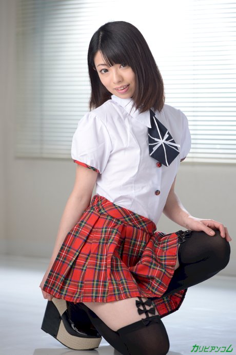 Japanese schoolgirl Amina Kiuchi gets her tight snatch dicked and jizzed