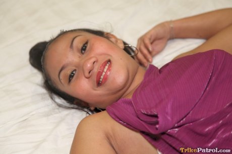 Adorable Filipina MILFs Anne and Ivy strip & spread their Asian pussies
