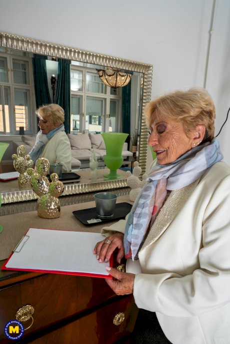 Adorable teen Lulu Love and sweet granny Marina T present their attributes