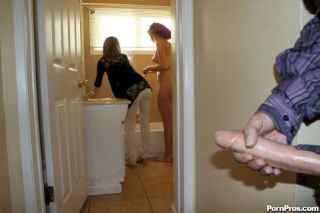 Group sex action on the kitchen floor concludes with messy bukkake facials