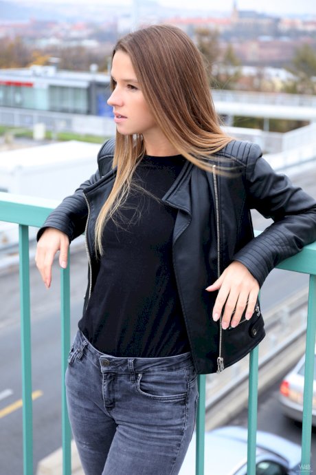 Watch 4 Beauty Vanessa Mio