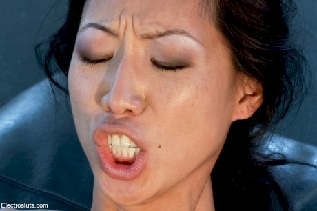 Electro Sluts Ariel X, Chanel Preston, Tia Ling