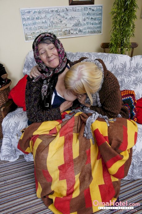Old lesbians Sofia and Irmchen strip each other and scissor on the sofa
