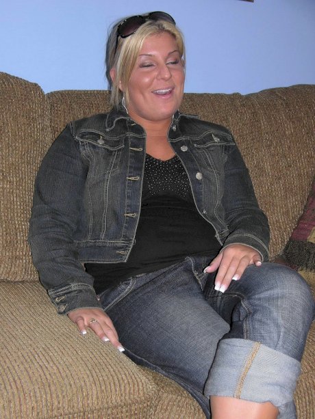 Chick Pass Cassandra Moore