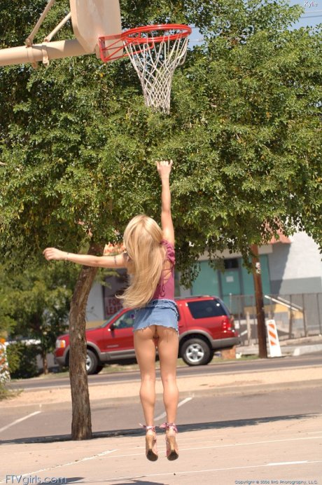 Blonde teen with tiny tits Kylie flaunts her small tits & tasty cunt in public