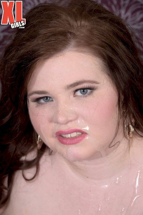 BBW bitch Savana Blue enjoys having a big cock between her boobs and in pussy