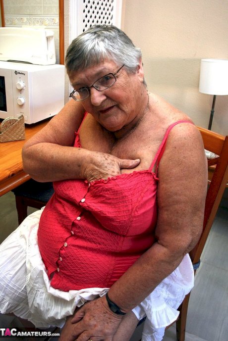 Sassy SSBBW Grandma Libby bends over naked to how off her huge fatty ass