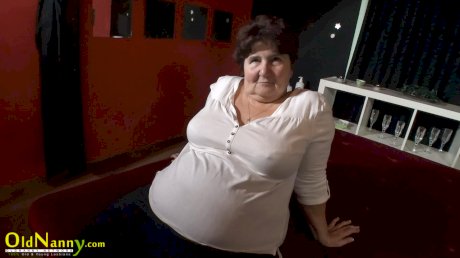 Mature BBW with huge tits Hana blows a stiff dick and rides it in POV