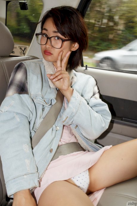 Stunning Japanese babe Saki Kishima flashing her tits and ass in public
