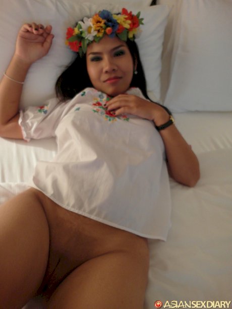 Asian amateur Aziza takes a dick up her asshole wearing a crown of flowers