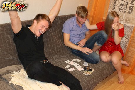 Teen girlfriend has sex with another man to settle her bf's poker debts