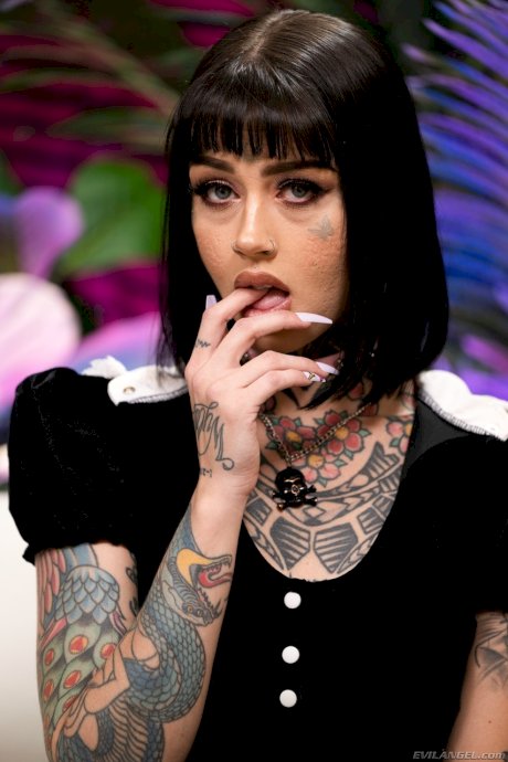 Tattooed babe CC Doll shows off her hot ass & gets a thorough anal pounding