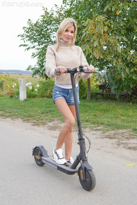 Karups Older Women Bimbi L
