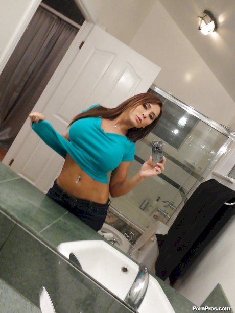 European ex-girlfriend Madison Ivy taking selfies in mirror while undressing