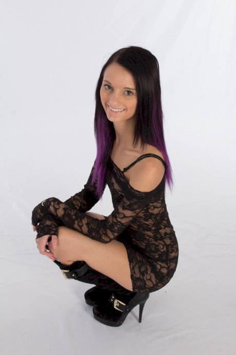 Lidia Leann Model Farrah Valentine
