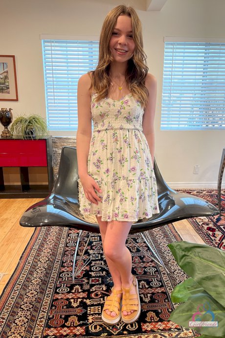 All-natural girlfriend Adrianna Jade unveils her tits, pretty feet and holes