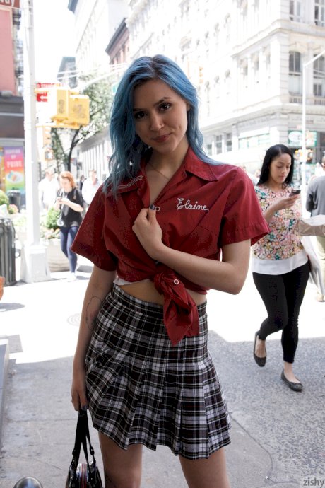 Babe in a provocative outfit Skye Blue poses with her girlfriends in public