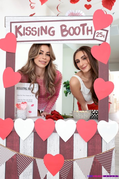 Teen charmers Renee Rose and Penelope Kay seduce a boy at a kissing booth