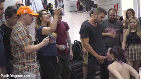 Aragne Spicy is humiliated in public before being gangbanged as well