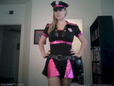 Bond amateur Danielle takes candid self shots at home during sfw action