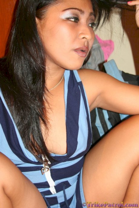 Brunette Asian mom Alexa shows her natural tits and rides a dick on a bed