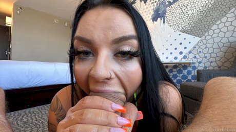 Curvy pornstar Payton Preslee exposes her big tits and big ass before POV sex