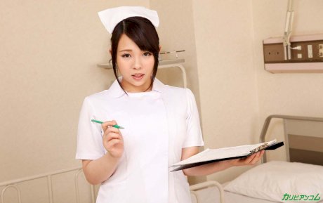 Busty Japanese nurse Mihane Yuuki gets her cunt eaten out and banged roughly