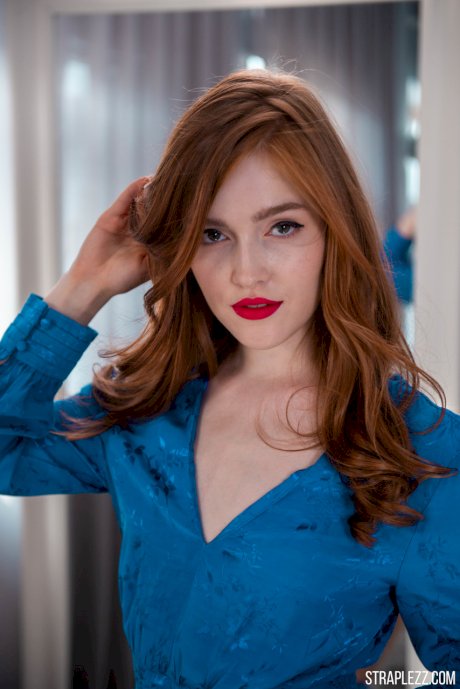 Straplez Jia Lissa, Mia
