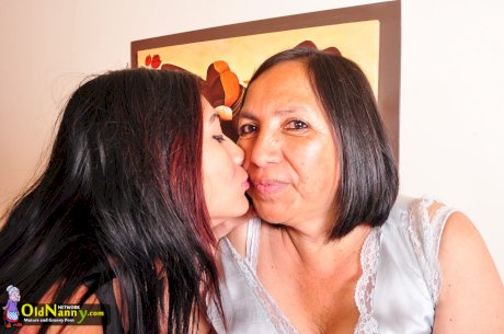 Old Nanny featuring Andrea XXX Gallery