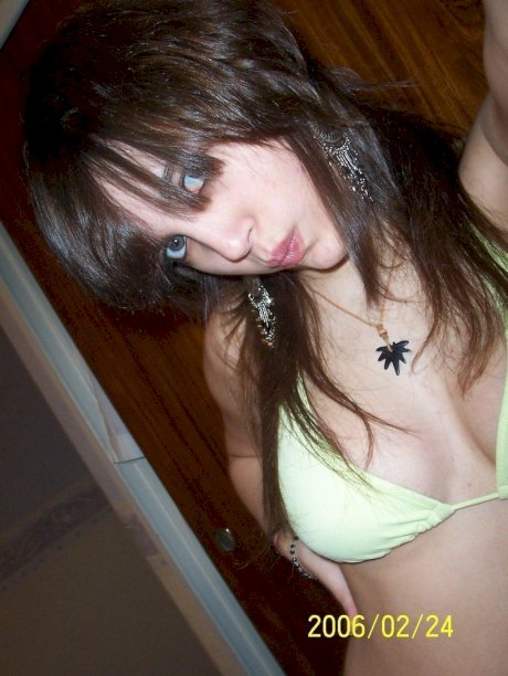 An ex girlfriend of mine took these selfies of her big tits some time ago