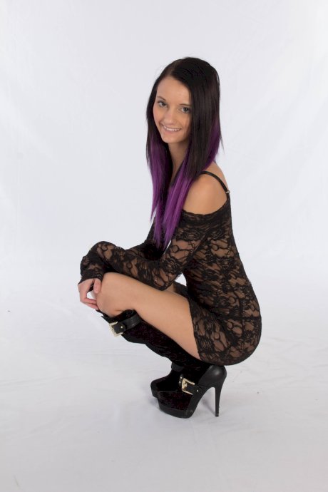 Lidia Leann Model Farrah Valentine
