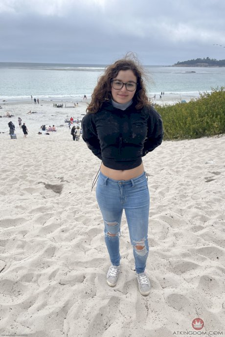 Nerdy amateur teen Leana Lovings exposes her big juggs and hot holes