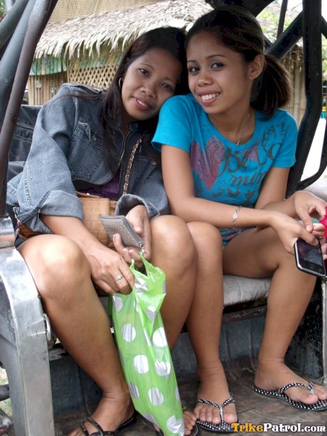 Bisexual Filipina girls Tia and Weng have a threesome with a sex tourist