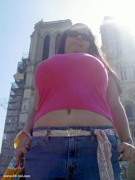 Chubby brunette amateur Devyn Devine flaunts her huge boobs in public