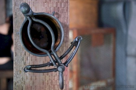White girl Josi Valentine is fitted with anal hook and pussy clamps in dungeon