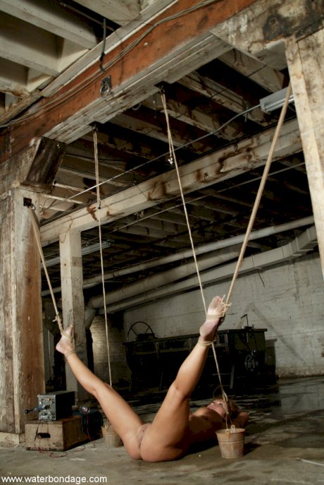 Water Bondage Ava Devine