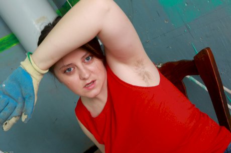 Amateur BBW Kate reveals her big tits and ass before spreading her bush