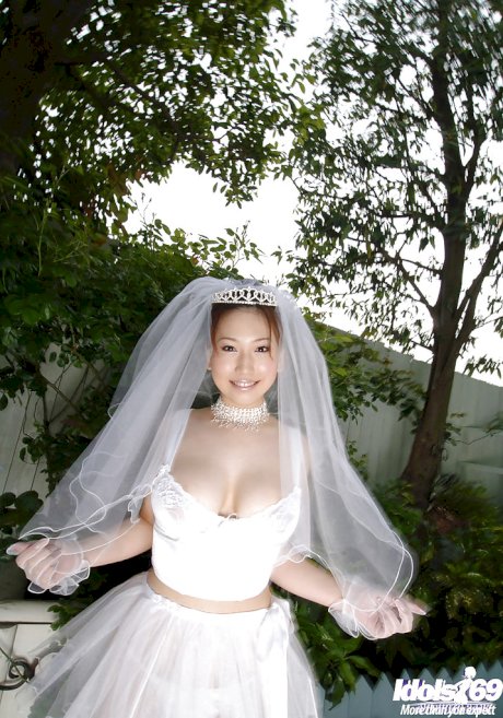 Big busted asian bride Ai Sayama stripping off her clothes