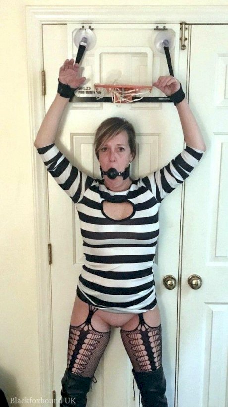 Amateur lady Meyer is gagged and restrained in various locations at home