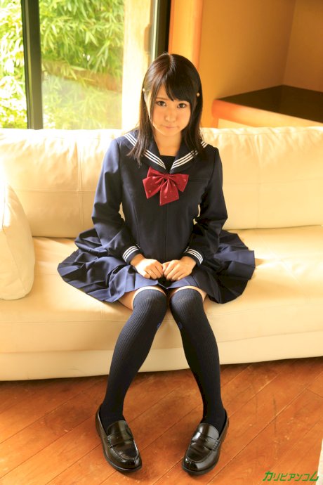 Innocent Japanese teen Nozomi Momoki gets her muff toyed & dicked painfully