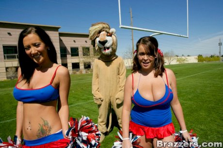 Big breasted cheerleaders Brandy Talore & Jayden Jaymes fuck a football coach