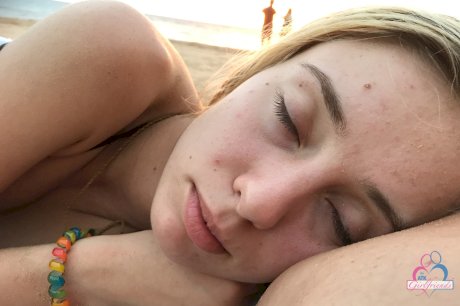 Cute amateur girlfriend Haley Reed exposes her hard nips and touches her twat